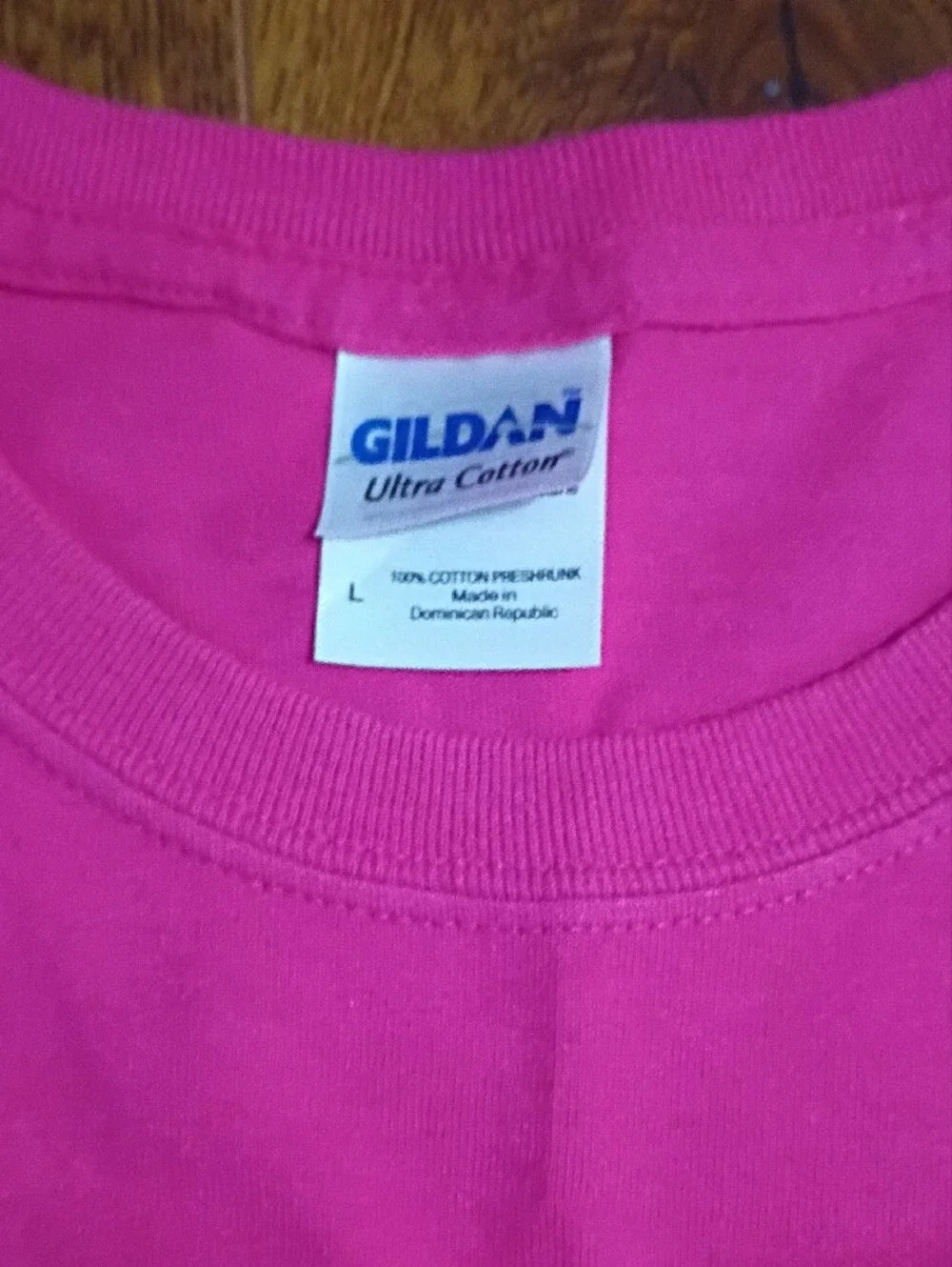 Gildan Pink Crewneck Tee Bundle - Picture 3 of 6